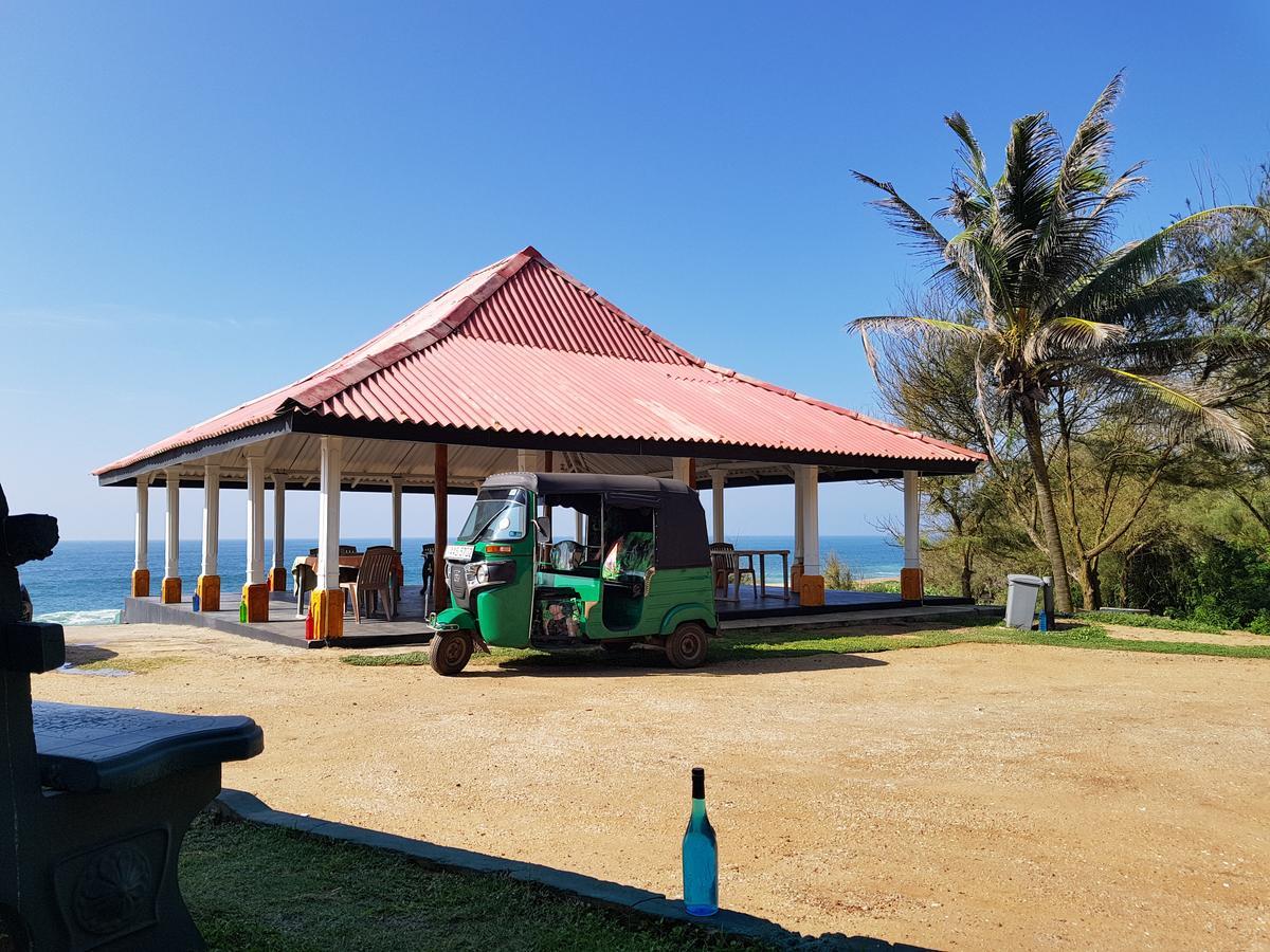 Happy Beach Cabana Hambantota Exterior photo