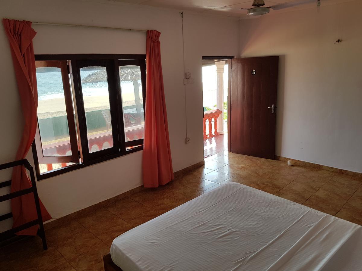 Happy Beach Cabana Hambantota Exterior photo
